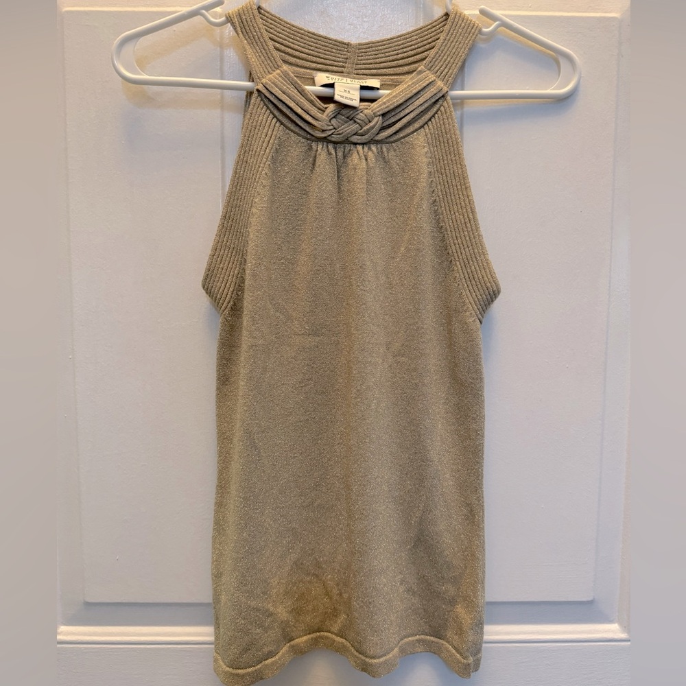 4/$25 White House Black Market Gold Tank Shell XS